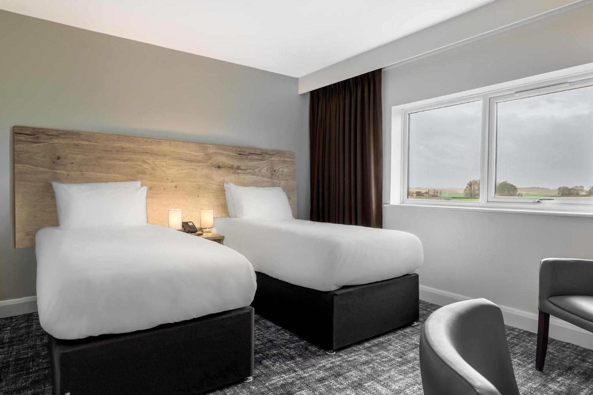 The Stones Hotel 솔즈베리 외부 사진