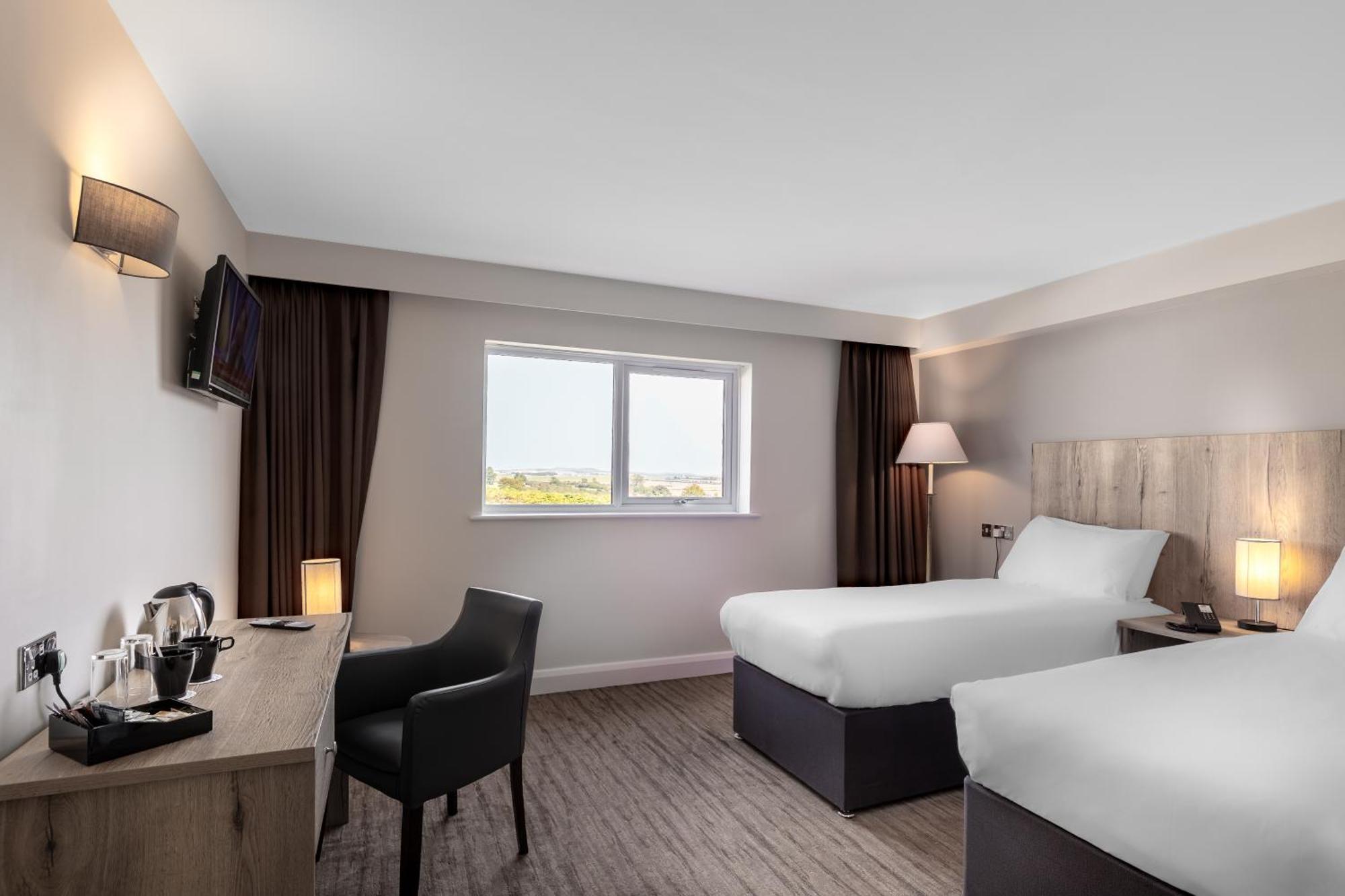 The Stones Hotel 솔즈베리 외부 사진