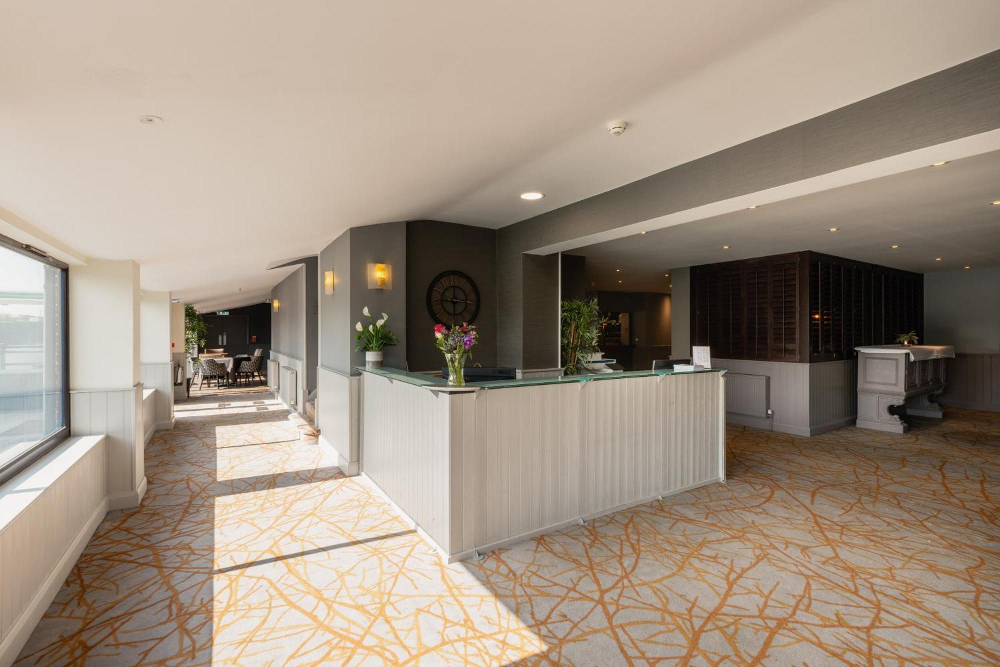 The Stones Hotel 솔즈베리 외부 사진